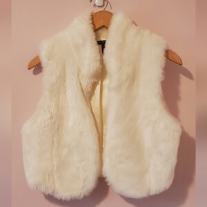 Faux Fur Crop Vest Shrug